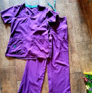Carhartt Scrub Set